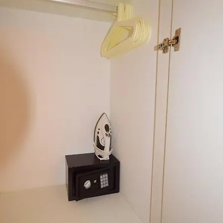Apartamento Las Americas Apartment *